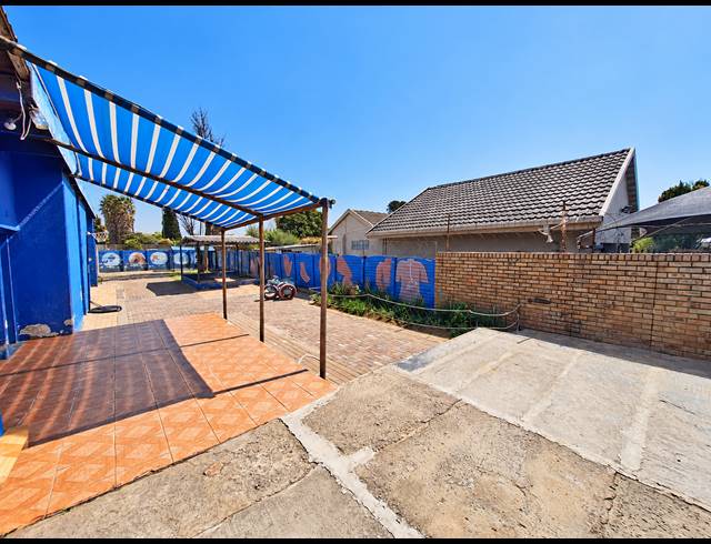 2 BEDROOM HOUSE FOR SALE IN VANDERBIJLPARK SE 1